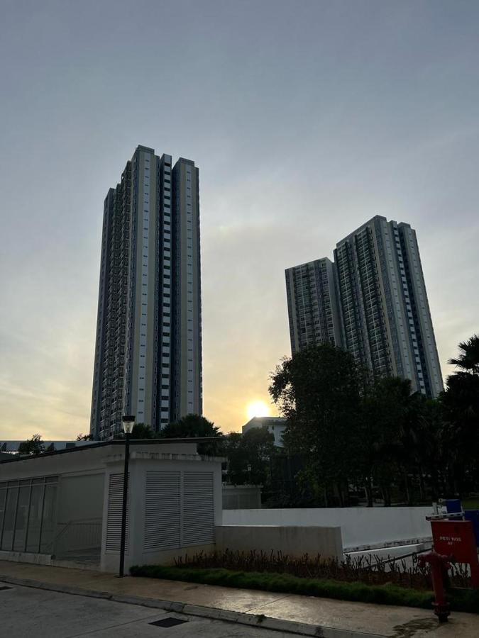 One Hakim Residence, Cerrado Southville City Kampong Tangkas ภายนอก รูปภาพ