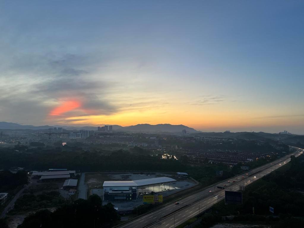 One Hakim Residence, Cerrado Southville City Kampong Tangkas ภายนอก รูปภาพ